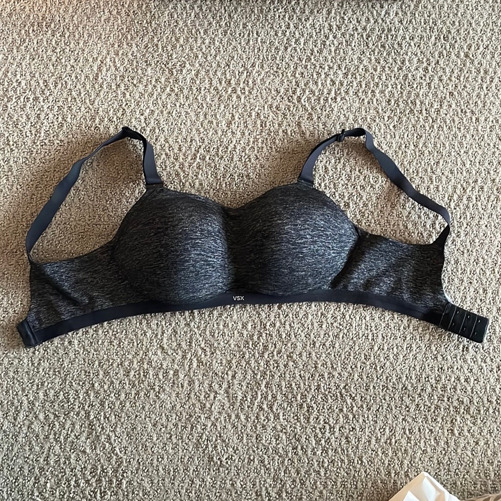 New Victoria’s Secret Sports bra